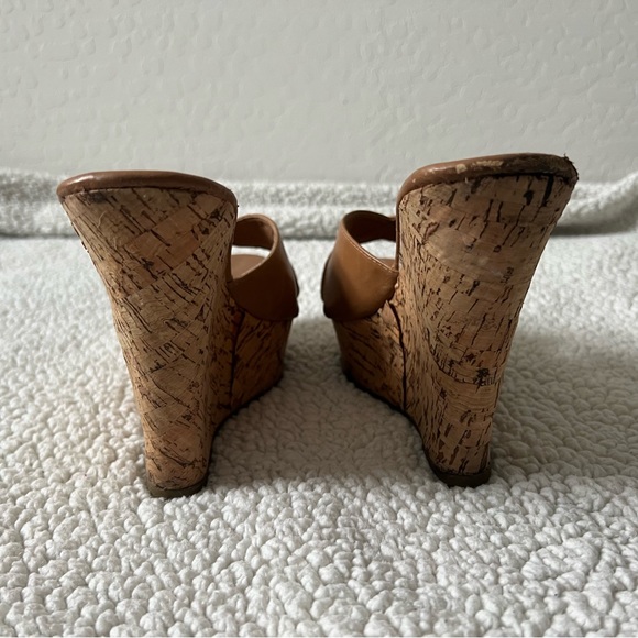 Fashion Focus Wedges - Picture 2 of 5